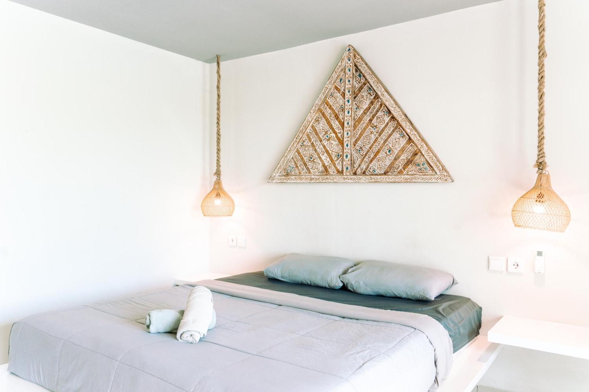 Bagus Ink Surf Camp Hostel Uluwatu  Ngoại thất bức ảnh
